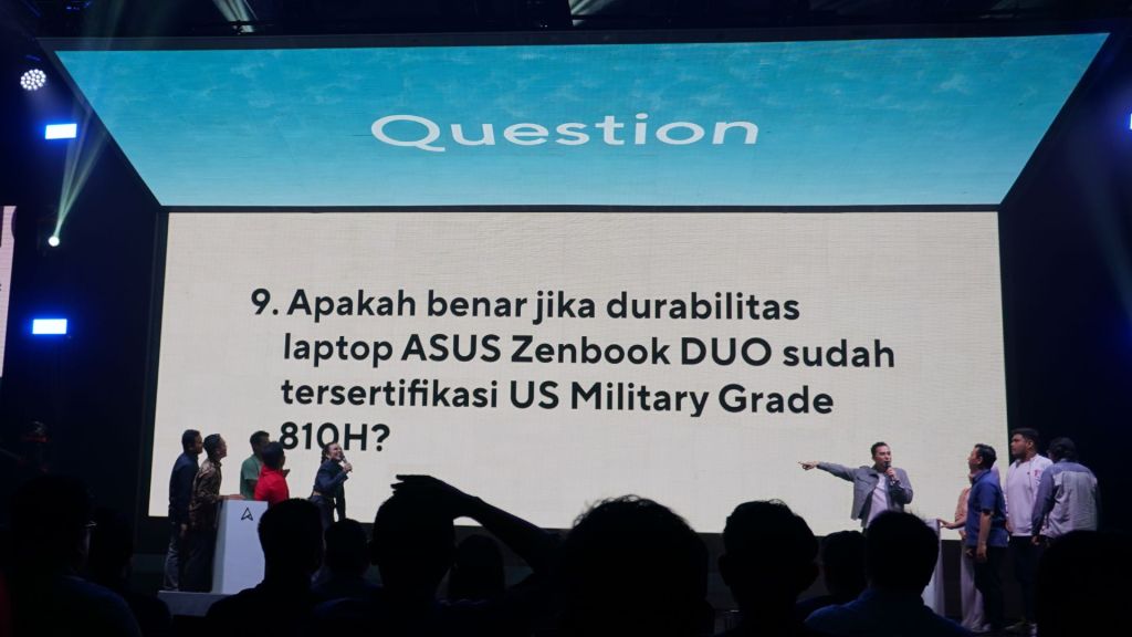 Fun games saat launching Zenbook DUO (UX8406)