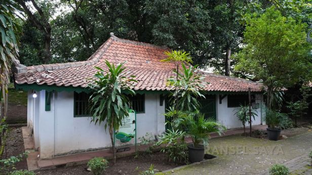 Paseban Dalem Agung Pakungwati,